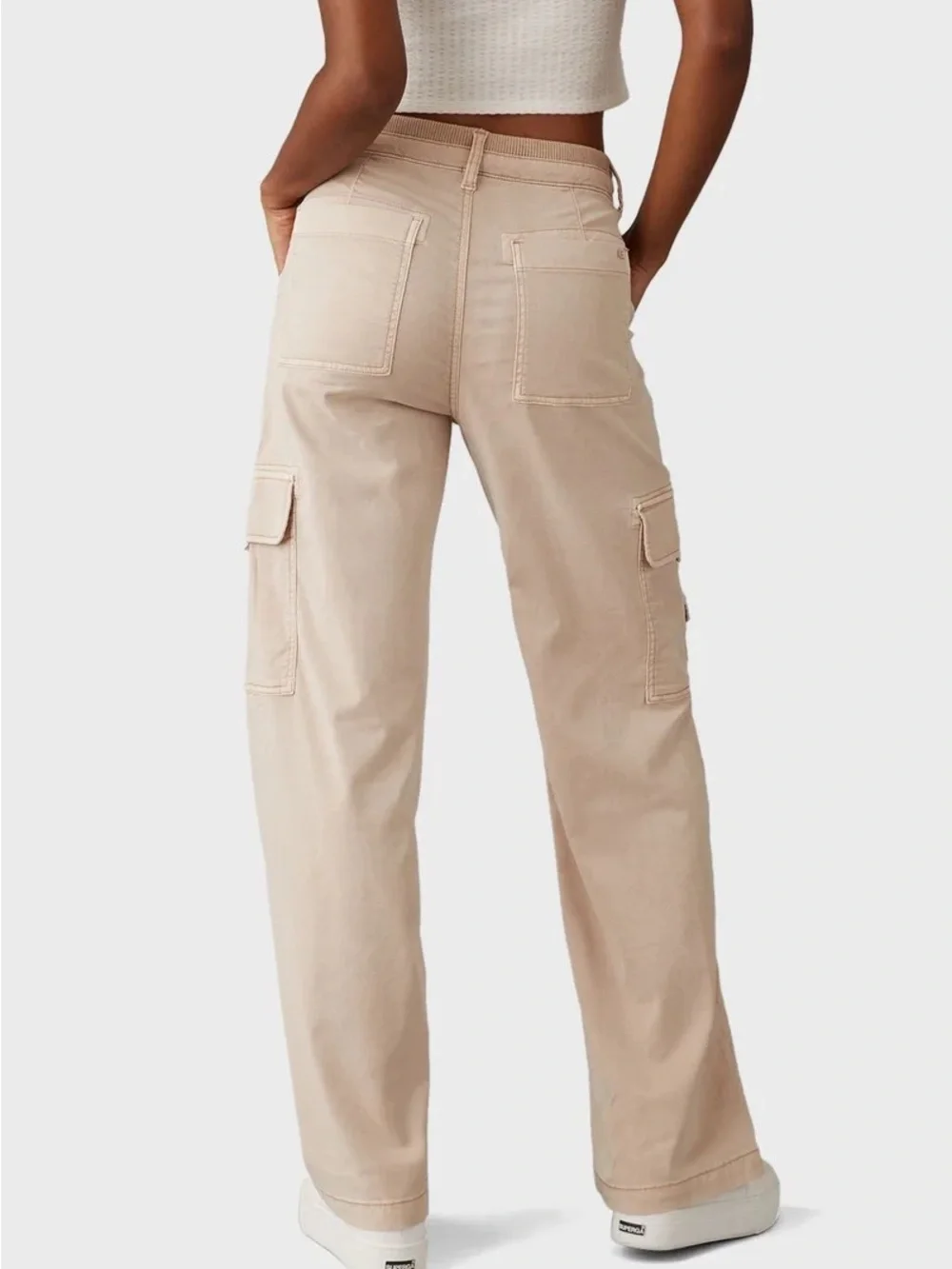 American Eagle Dreamy Drape Stretch Cargo Super High-Waisted Baggy Wide-Leg Pant - Picture 3 of 14